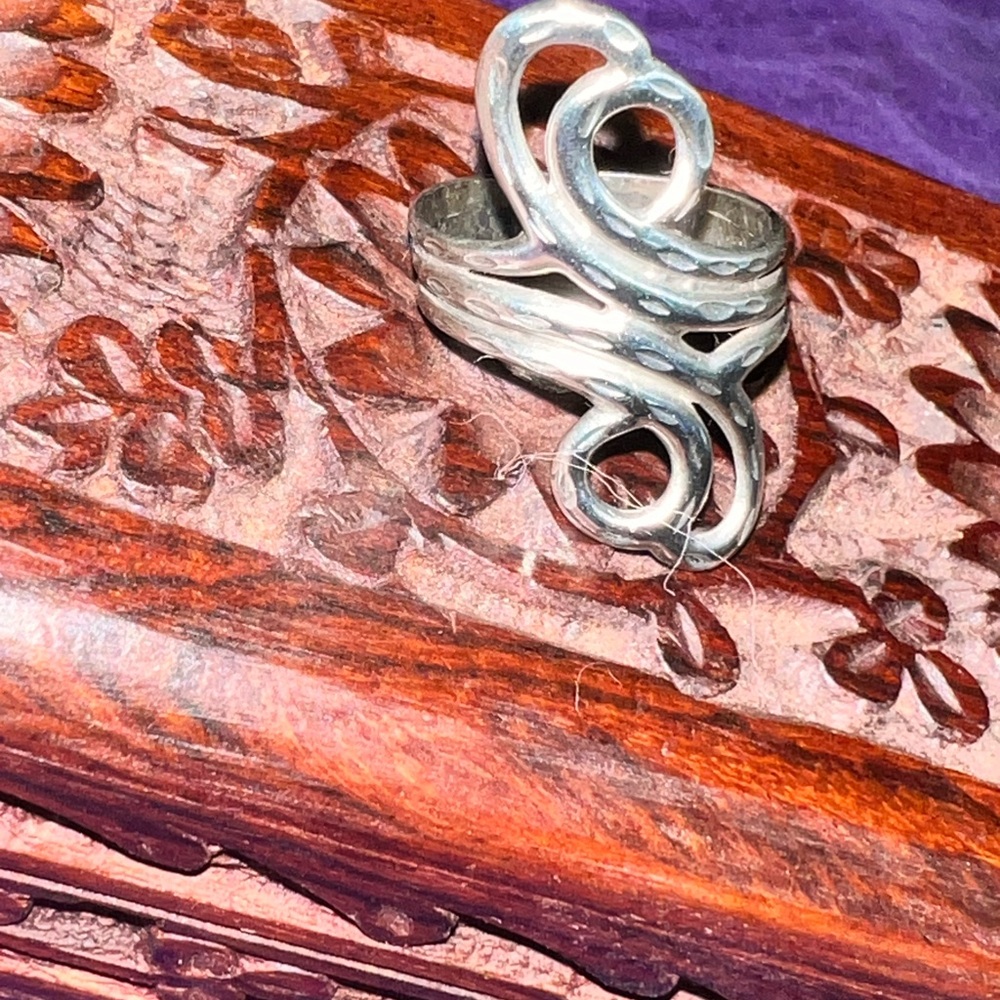 Scroll Sterling Silver Ring Size 7 - image 3